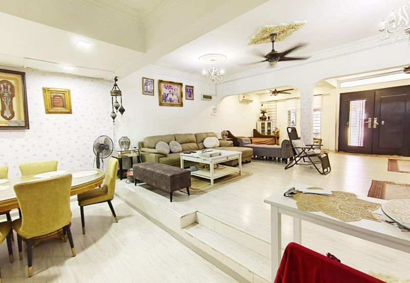 Fully Extended Taman Selayang Indah Double Storey Terrace