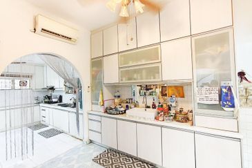 Fully Extended Taman Selayang Indah Double Storey Terrace