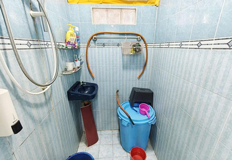 Fully Extended Taman Selayang Indah Double Storey Terrace