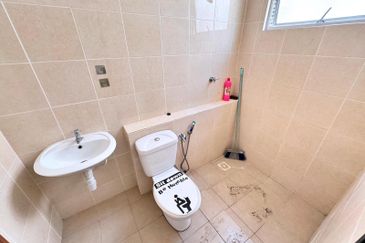 Bangi Avenue 3, Seksyen 7