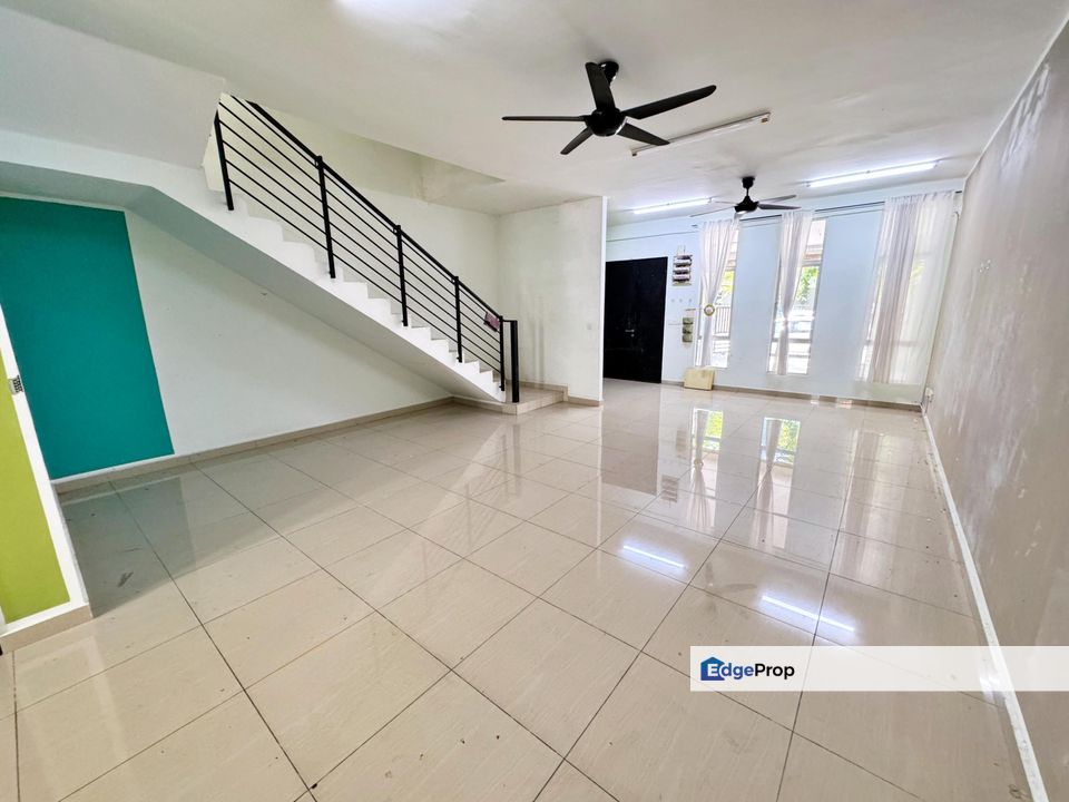 7 Room 7 Bathrooms bangi Avenue 3 Triple Storey Intermmediate, Selangor, Kajang