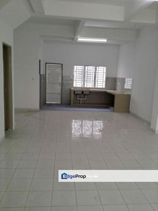 LAMAN SEMANGGI, TMN SRI TANJUNG SEMENYIH DOUBLE STOREY TERRACE, Selangor, Semenyih