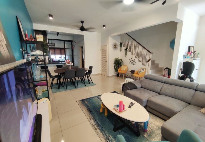 Banyas @ Setia EcoHill 2