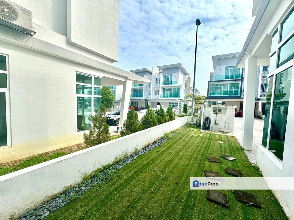 Garden Residence 3 Storey Semi-D Clover, Selangor, Cyberjaya