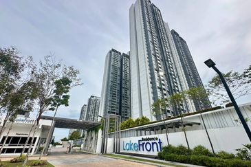 LakeFront Residence Cyberjaya