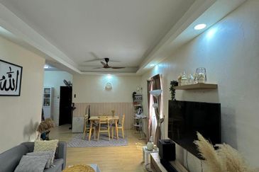 Alam Idaman, Taman Tasik Puchong