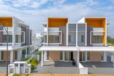 Semanja Park Terraces