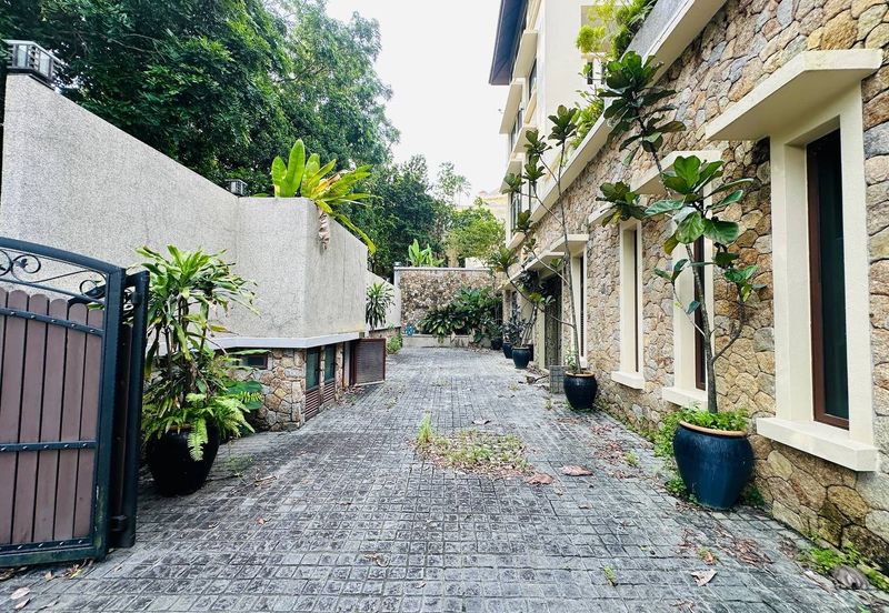 Luxurious Modern Villa in Cemerlang Villas, Kenny Hills, Bukit Tunku, Kuala Lumpur