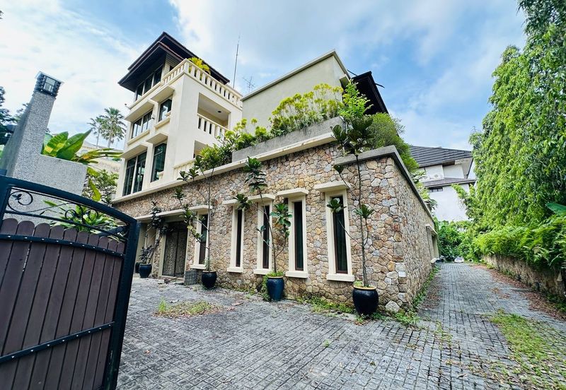 Luxurious Modern Villa in Cemerlang Villas, Kenny Hills, Bukit Tunku, Kuala Lumpur