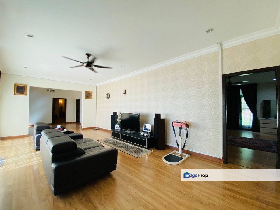 3.5 Storey Bungalow House @ Country Heights Kajang, Selangor, Country Heights