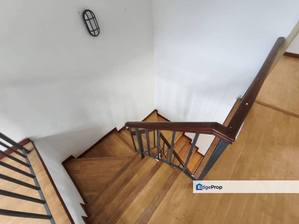 Fully-Reno Double Storey End Lot Saujana Impian Kajang, Selangor, Kajang