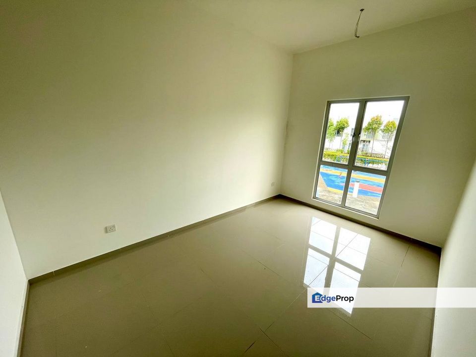 BARE UNIT Double Storey Intermediate Unit Casawood Cybersouth, Cyberjaya. , Selangor, Cyberjaya
