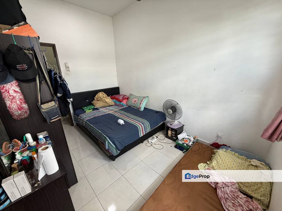 Double Storey Terrace House Jalan Meranti, Bandar Hillpark, Puncak Alam. , Selangor, Shah Alam