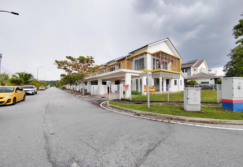 LAMAN MAWAR INDAH @ KOTA SERIEMAS