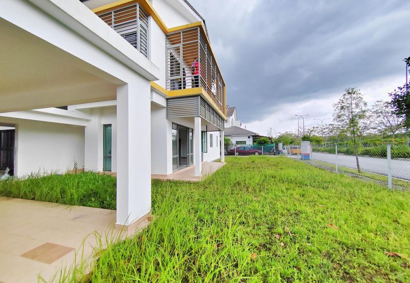 LAMAN MAWAR INDAH @ KOTA SERIEMAS