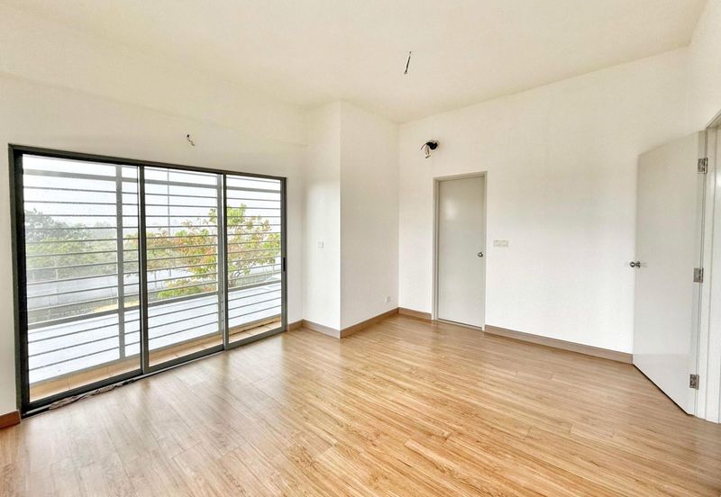 LAMAN MAWAR INDAH @ KOTA SERIEMAS