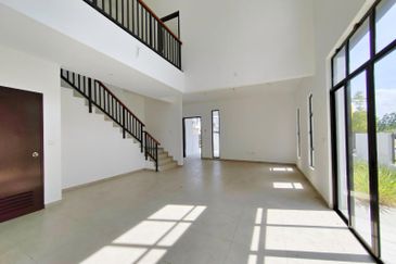 DOUBLE STOREY SEMI D (FROSA) ECOHILL 2 SEMENYIH