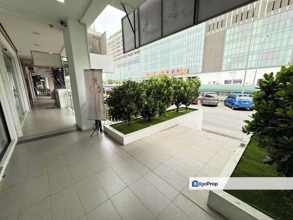 4 Storey Shop Bangi Sentral Bdr Baru Bangi FACING MAIN ROAD, Selangor, Bangi