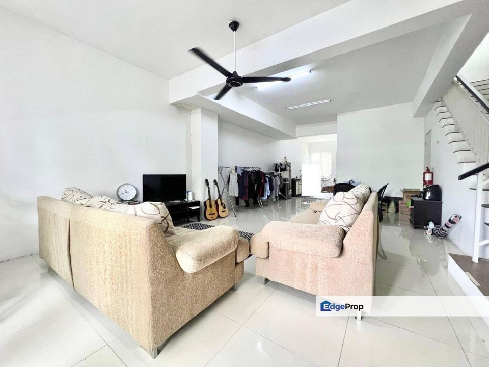 FOR SALE : Double Storey, Casaview Residence, Cybersouth @ Dengkil, Selangor, Cyberjaya