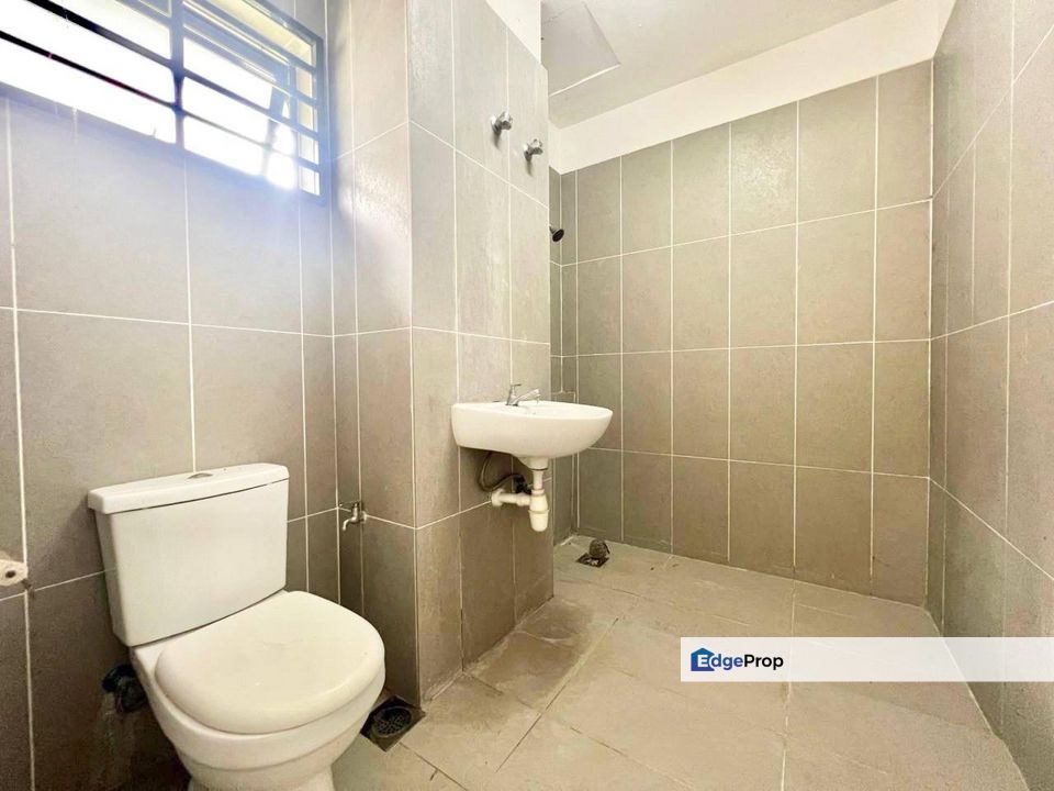 Double Storey, Jalan Galaksi @ Bandar Mahkota Banting, Selangor, Banting