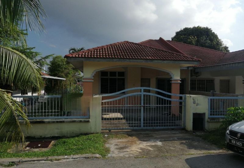 Taman Kota Warisan Permai