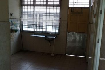 Taman Kota Warisan Permai