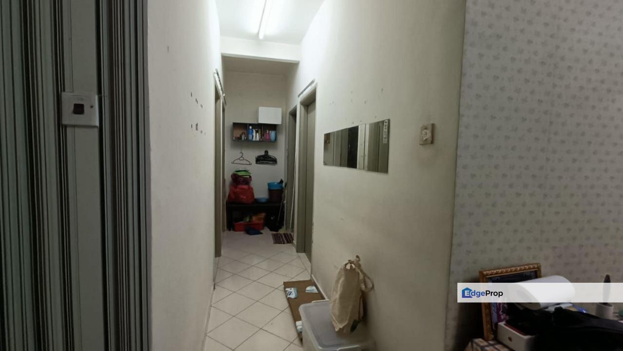 GROUND FLOOR Apartment for SaleFOR SALE - Seri Meranti Apartment @ Taman Puchong Hartamas, Selangor, Puchong