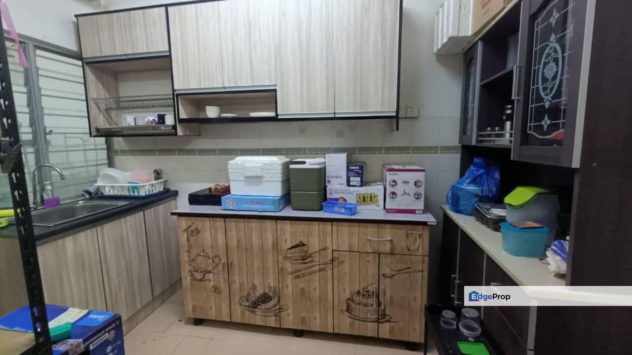 GROUND FLOOR Apartment for SaleFOR SALE - Seri Meranti Apartment @ Taman Puchong Hartamas, Selangor, Puchong