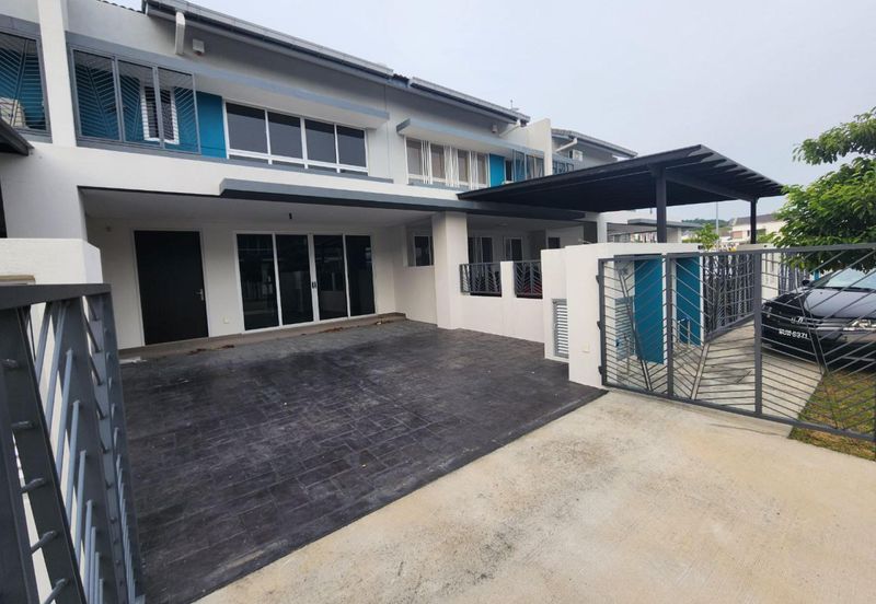 NEW HOUSE 2 STOREY HOUSE SERENIA CITY ARINA SEPANG