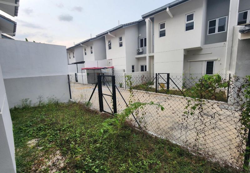 NEW HOUSE 2 STOREY HOUSE SERENIA CITY ARINA SEPANG