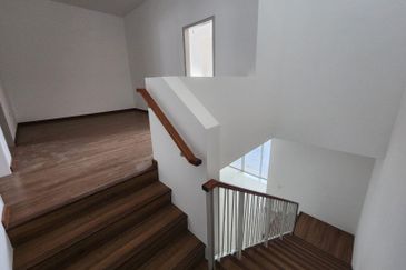 NEW HOUSE 2 STOREY HOUSE SERENIA CITY ARINA SEPANG