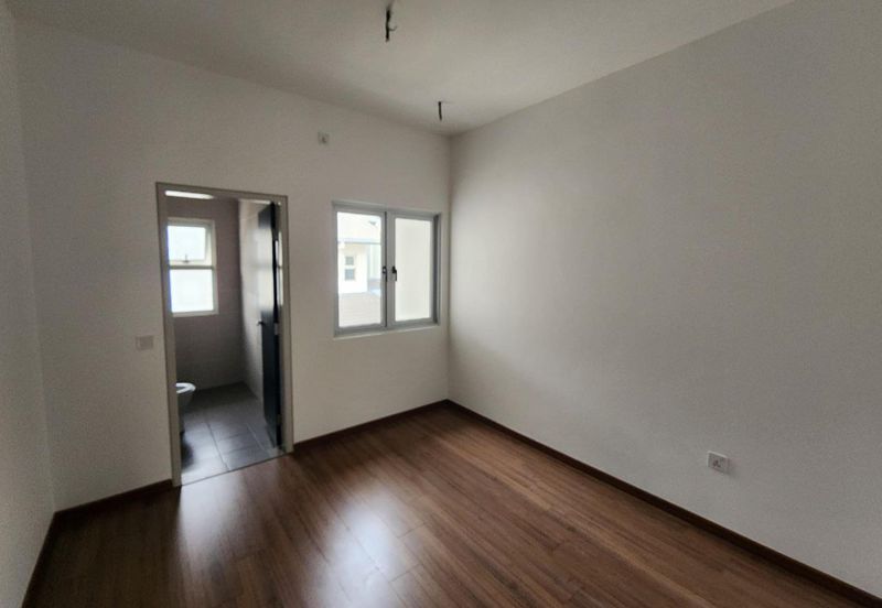 NEW HOUSE 2 STOREY HOUSE SERENIA CITY ARINA SEPANG