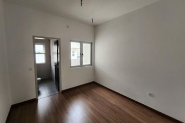 NEW HOUSE 2 STOREY HOUSE SERENIA CITY ARINA SEPANG