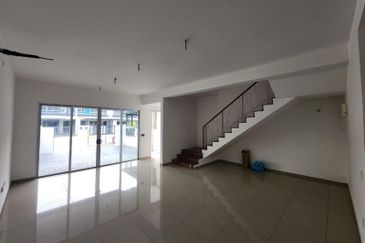 NEW HOUSE 2 STOREY HOUSE SERENIA CITY ARINA SEPANG
