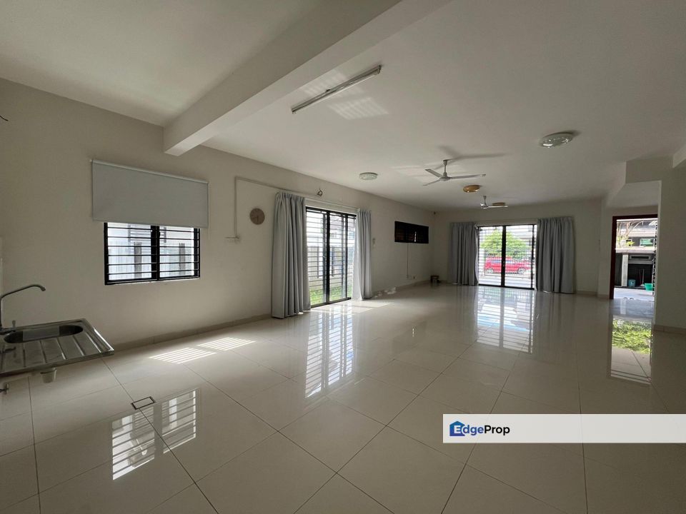 Denai Alam Saffron Hill End Lot Unit, Selangor, Shah Alam
