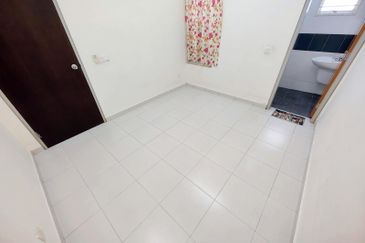 NILAI IMPIAN (LAMAN ORKID)