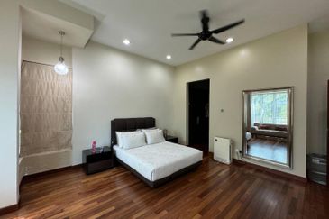 Impian Golf & Country Club