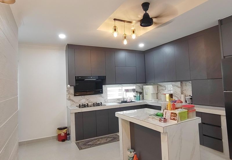 Bandar Tun Hussein Onn