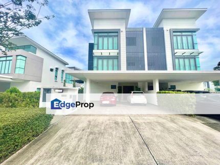 RENOVATED, PRIVATE LIFT - Three Storey Semi-D, Sejati Residence @ Cyberjaya, Selangor, Cyberjaya