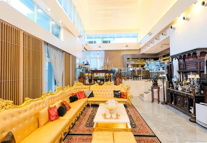 3.5 STOREY BUNGALOW - COUNTRY HEIGHTS DAMANSARA