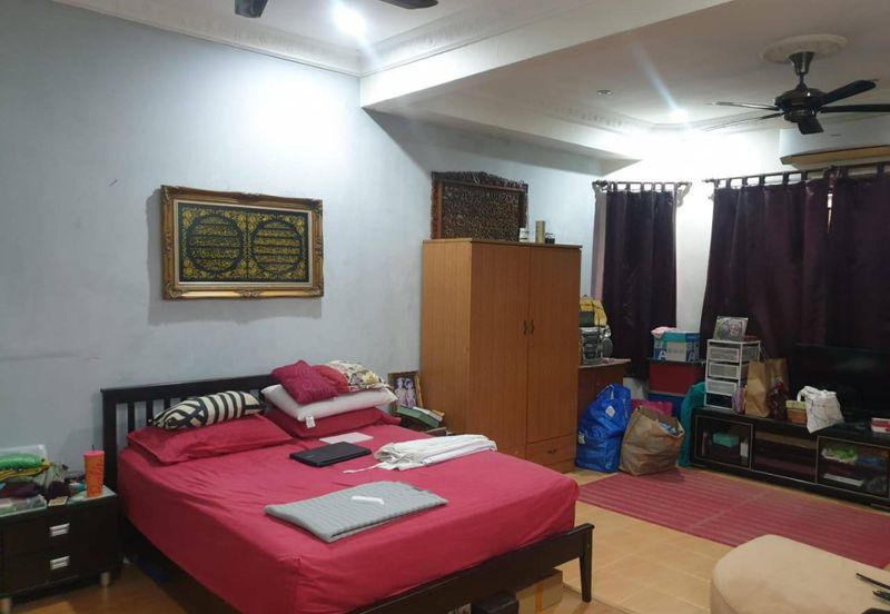 Bandar Tun Hussein Onn