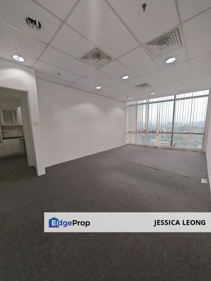 Menara UOA Bangsar ~ Partially Fitted Office with good location for rent , Kuala Lumpur, Bangsar