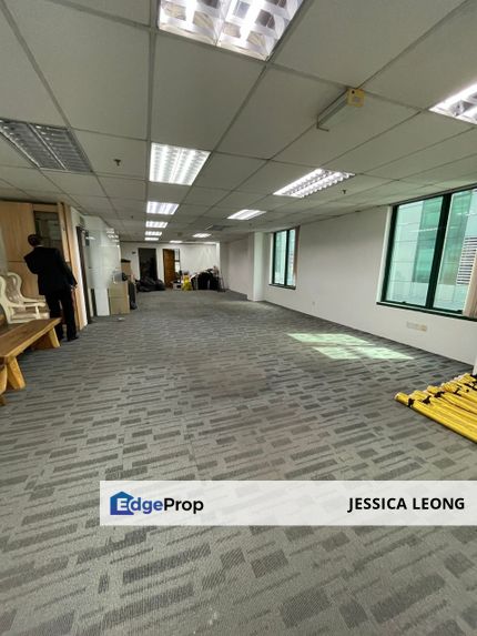 Megan Avenue 1 ~ Nice Partially fitted office Unit for rent Near KLCC  , Kuala Lumpur, KLCC