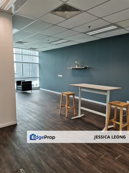 Q Sentral ~ Bright, Minimalist Fitted w/ Great Connectivity , Kuala Lumpur, KL Sentral