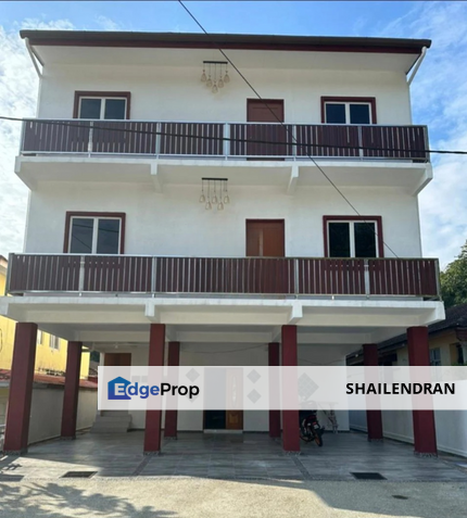 Rent Renovated Townhouse Lower Floor at Batu Caves, Selangor, Batu Caves 