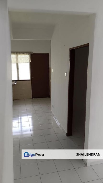 For Sale 1.5- Storey Terraced House at Serendah [ Negotiable ], Selangor, Serendah