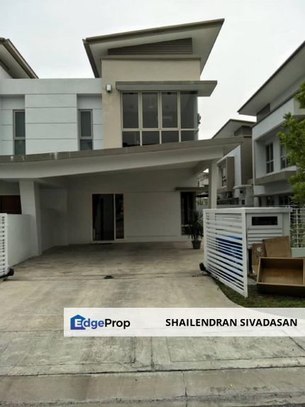 Sale Partially Furnished Semi-D 2-Storey  Cluster House  at U10 Shah Alam, Selangor, Shah Alam