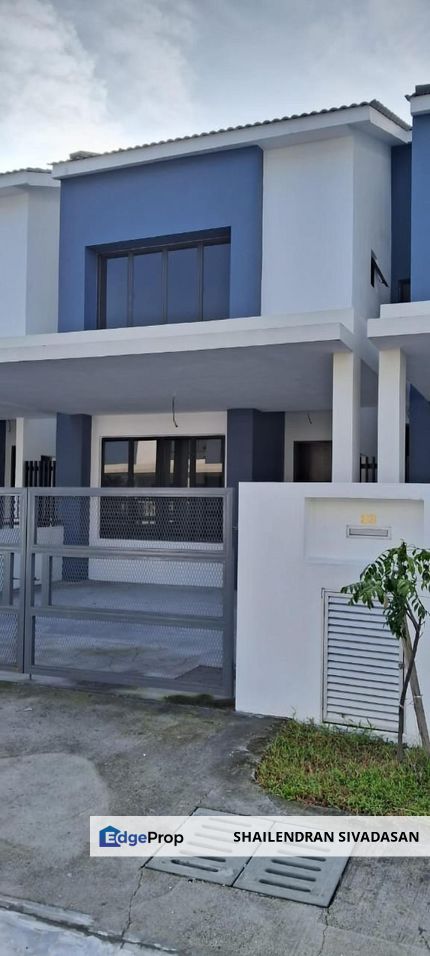 Double Storey House Seksyen 30 Shah Alam Partially Furnished for Rent, Selangor, Shah Alam