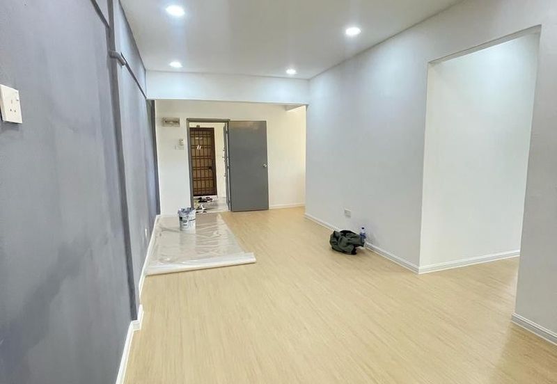 Flat Taman Plentong Utama