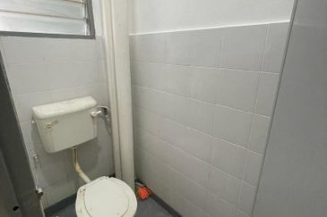 Flat Taman Plentong Utama